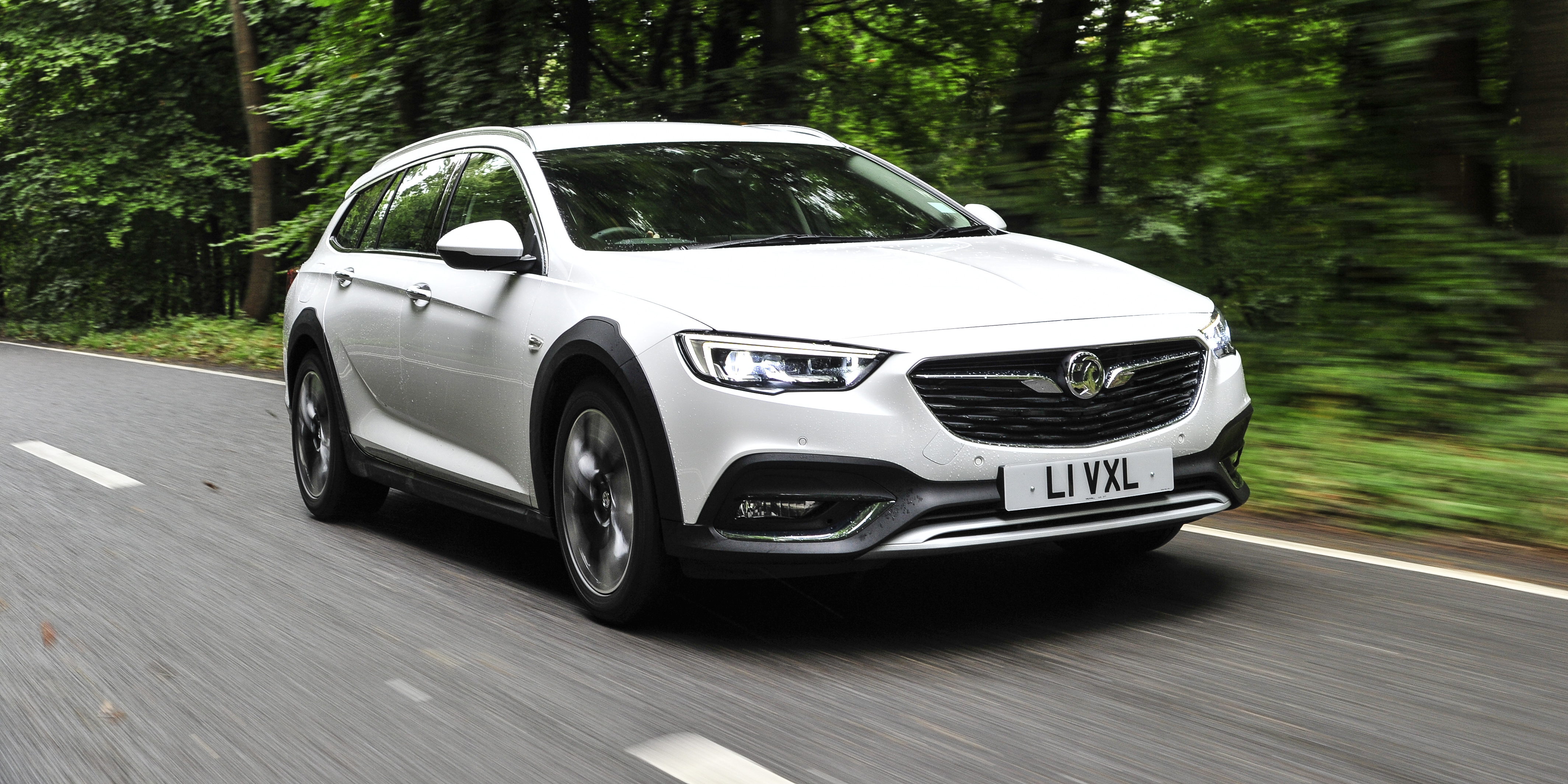 Opel Insignia Review - Drive