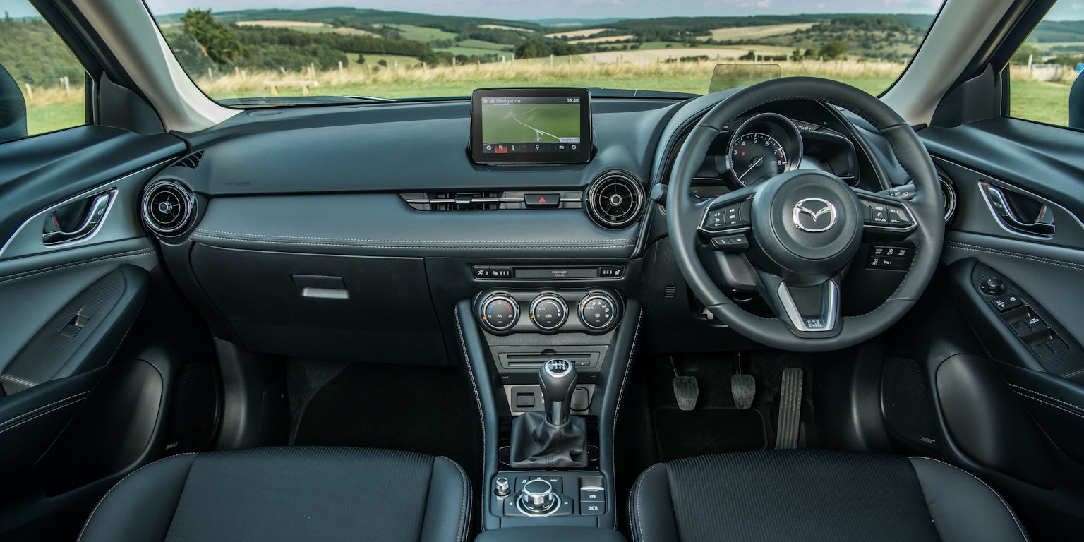 Mazda CX3 Interior & Infotainment carwow