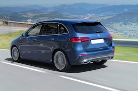 New Mercedes B Cl Review Carwow 1 8