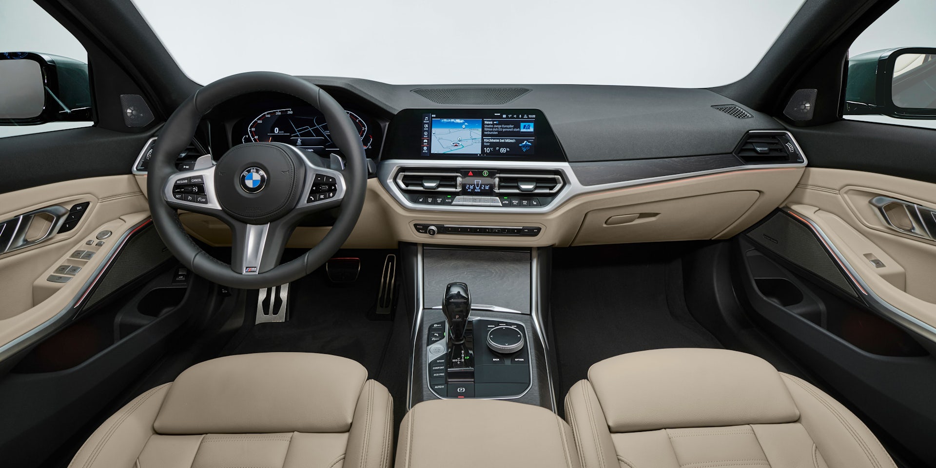 BMW 3 Series Touring Interior & Infotainment carwow