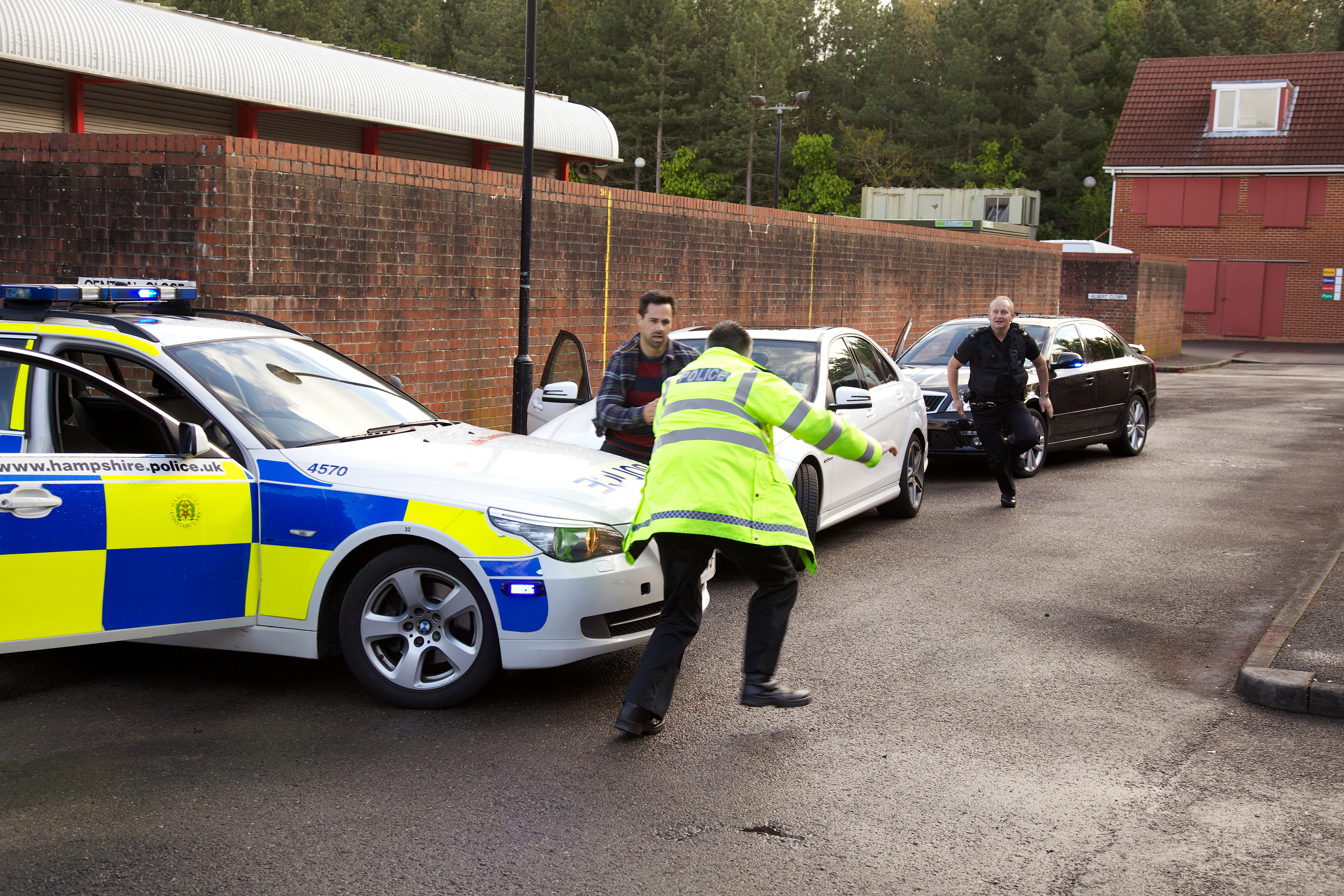 Keyless car theft soars in London – Met police top tips for protecting