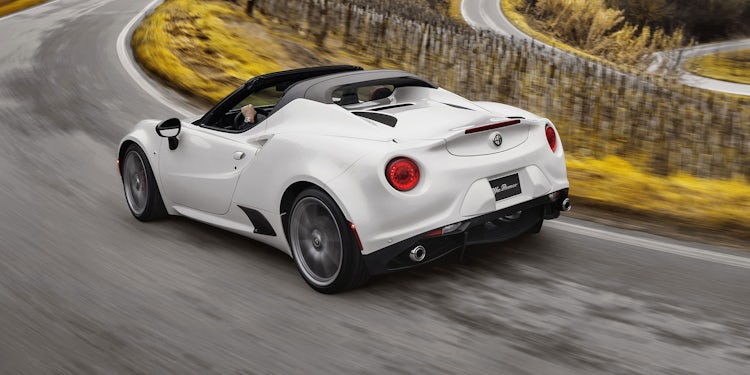 Alfa Romeo 4C Spider Review 2023 | Drive, Specs & Pricing | Carwow