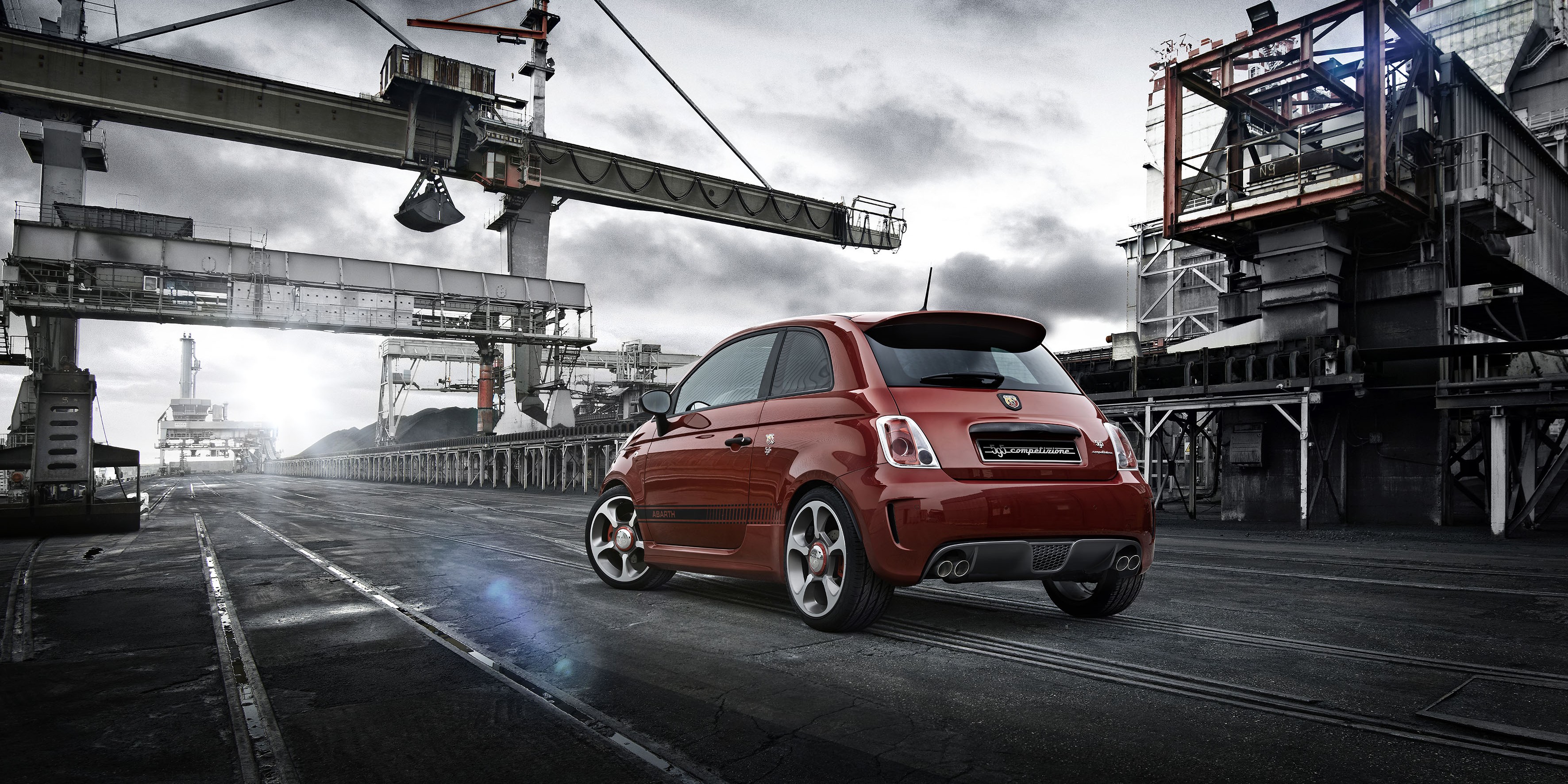 Abarth 595C Review | Carwow