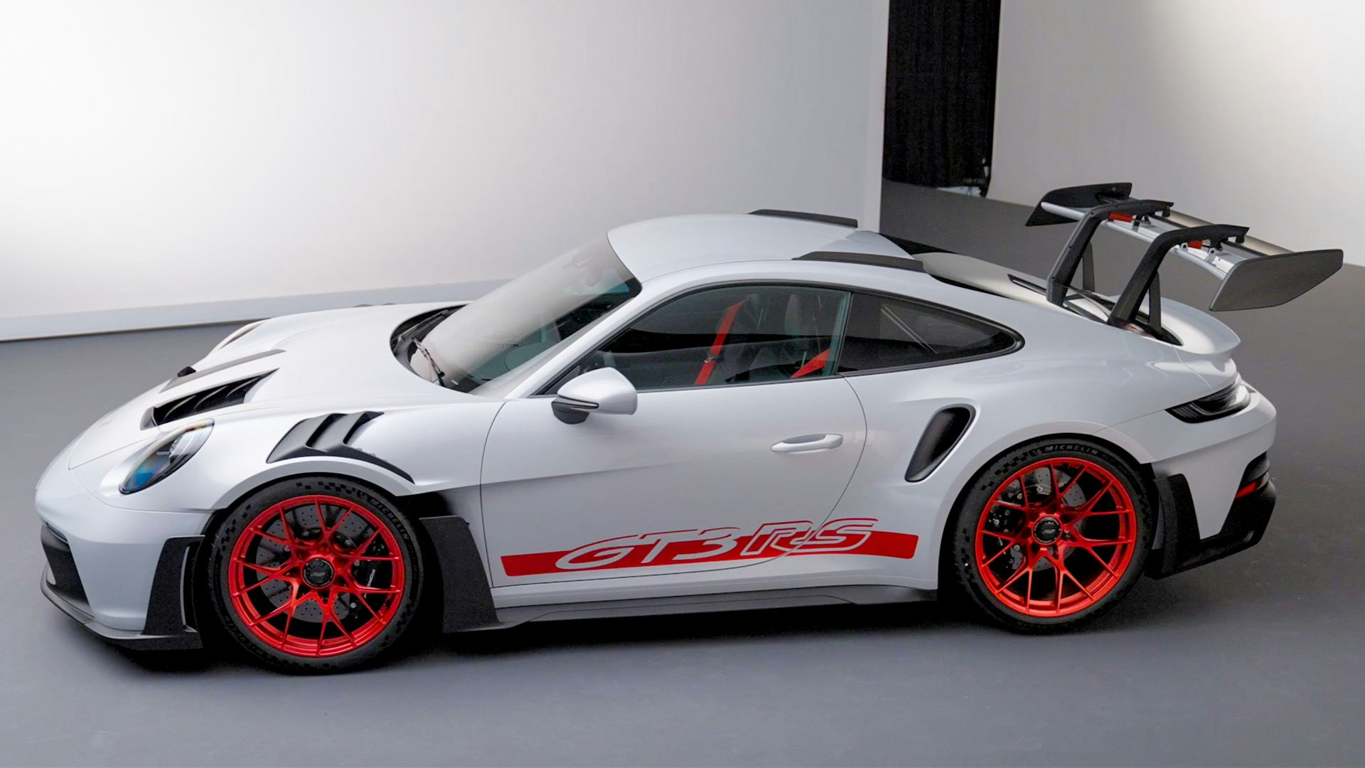 Porsche 911 GT3 RS revealed: prices, specs and release date  carwow