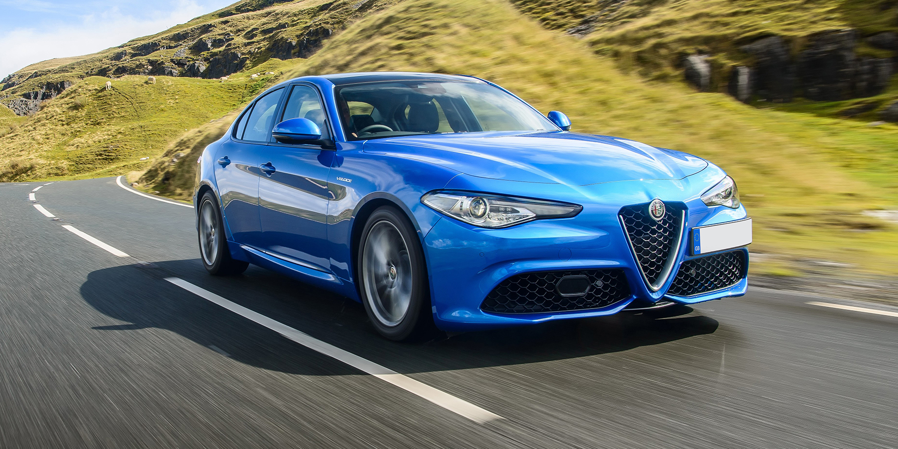 Alfa Romeo Giulia Specifications & Prices | carwow