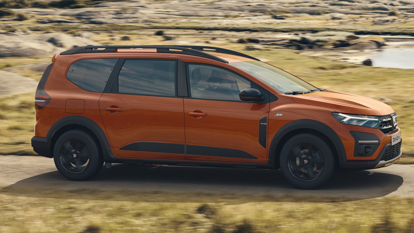 2023 Dacia Jogger revealed price, specs and release date carwow