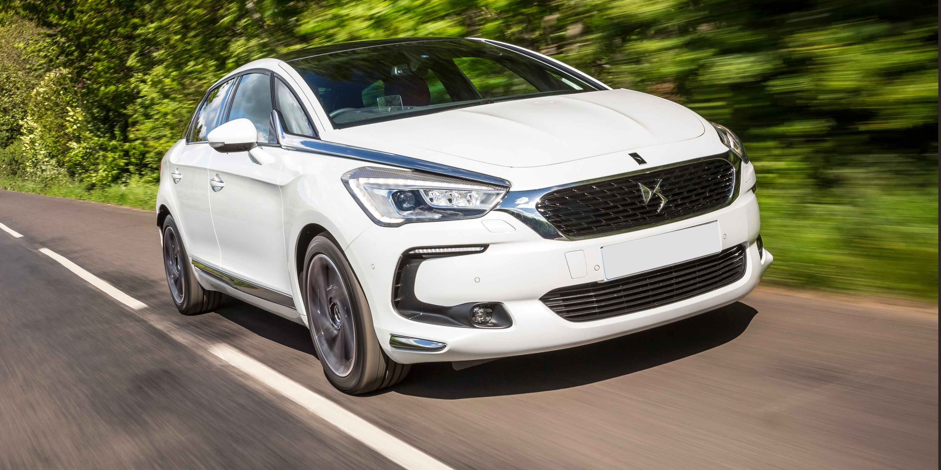 DS UK | New DS Cars, Prices & Reviews | Carwow