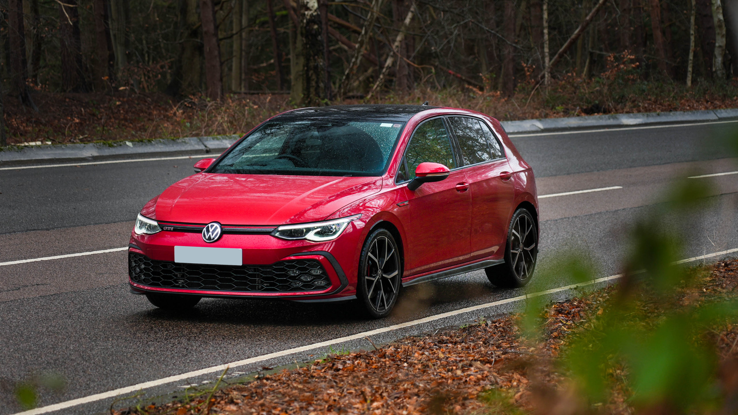 Volkswagen Golf GTI Review 2021 | carwow