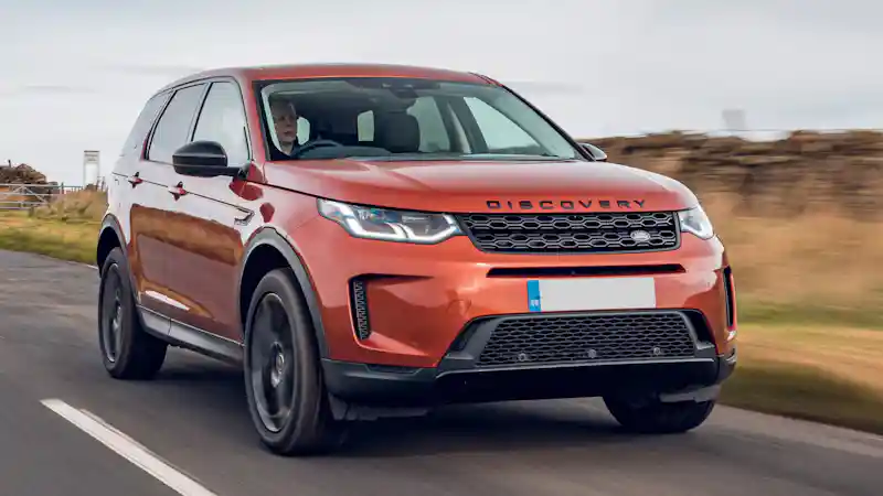 Land Rover vs Range Rover | Carwow