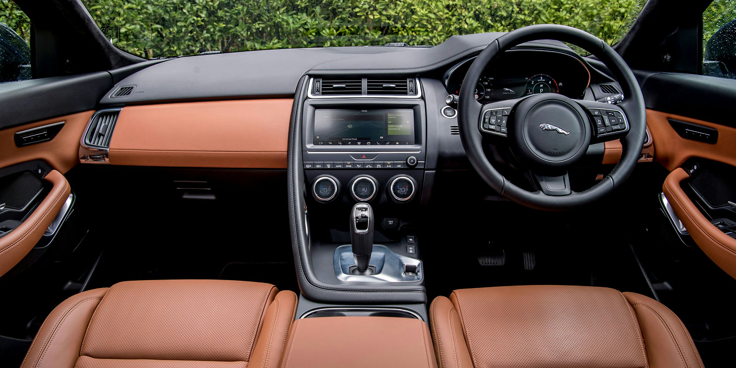 Vetro Temperato 9H Per Display Jaguar E-PACE 2017-2020 - Antigraffio E Anti-impronte Per Navigazione GPS