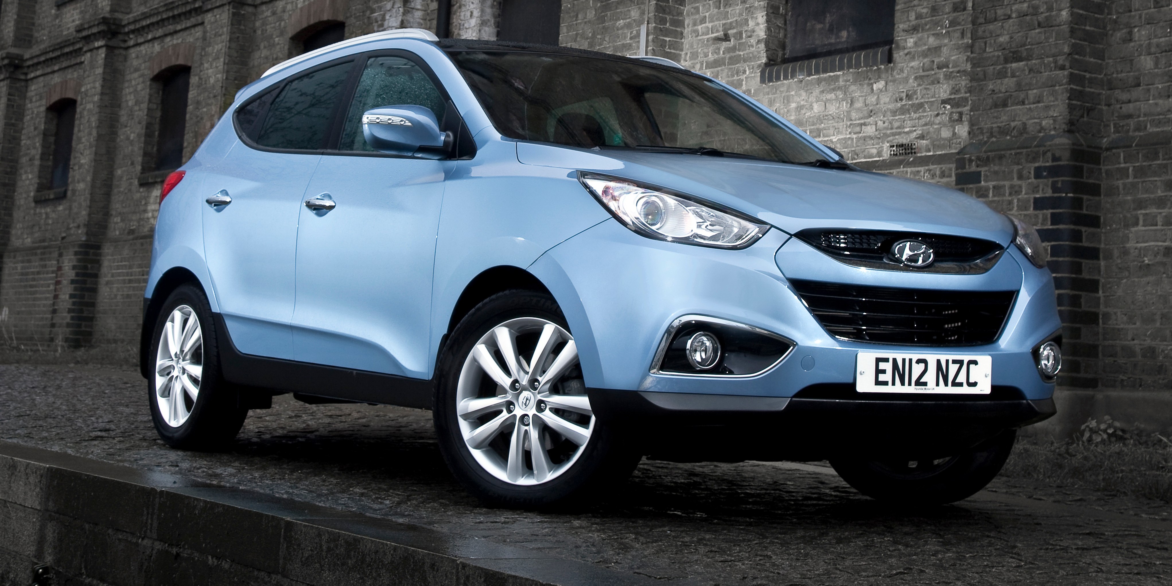 Hyundai ix35 colours guide and paint prices carwow