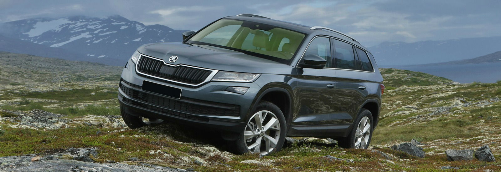 The top 10 best SUVs for towing carwow