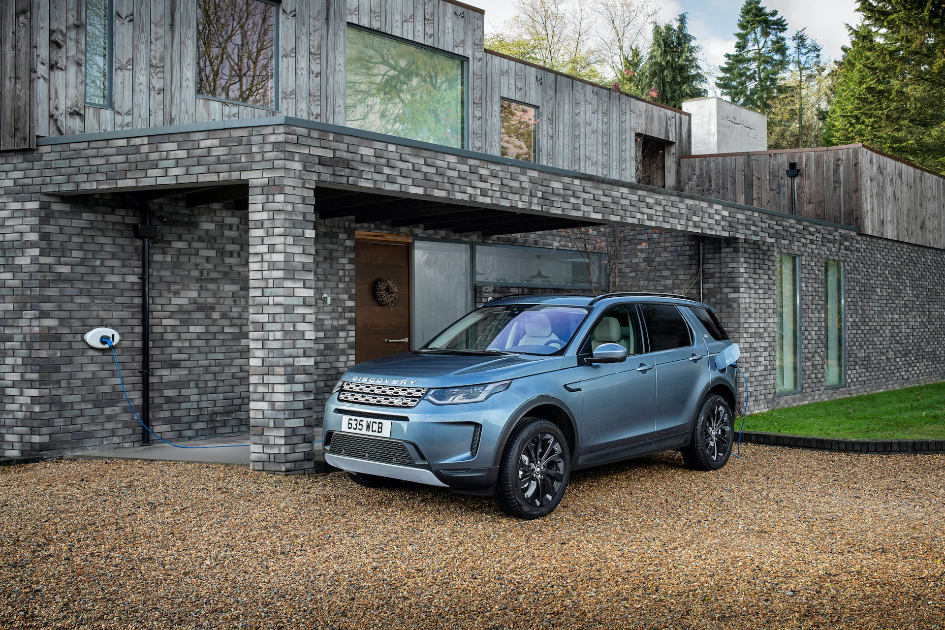 Land Rover Discovery Sport Hybrid Review 2026 Drive Specs Pricing land-rover-discovery-sport-hybrid-review-2026-drive-specs-pricing