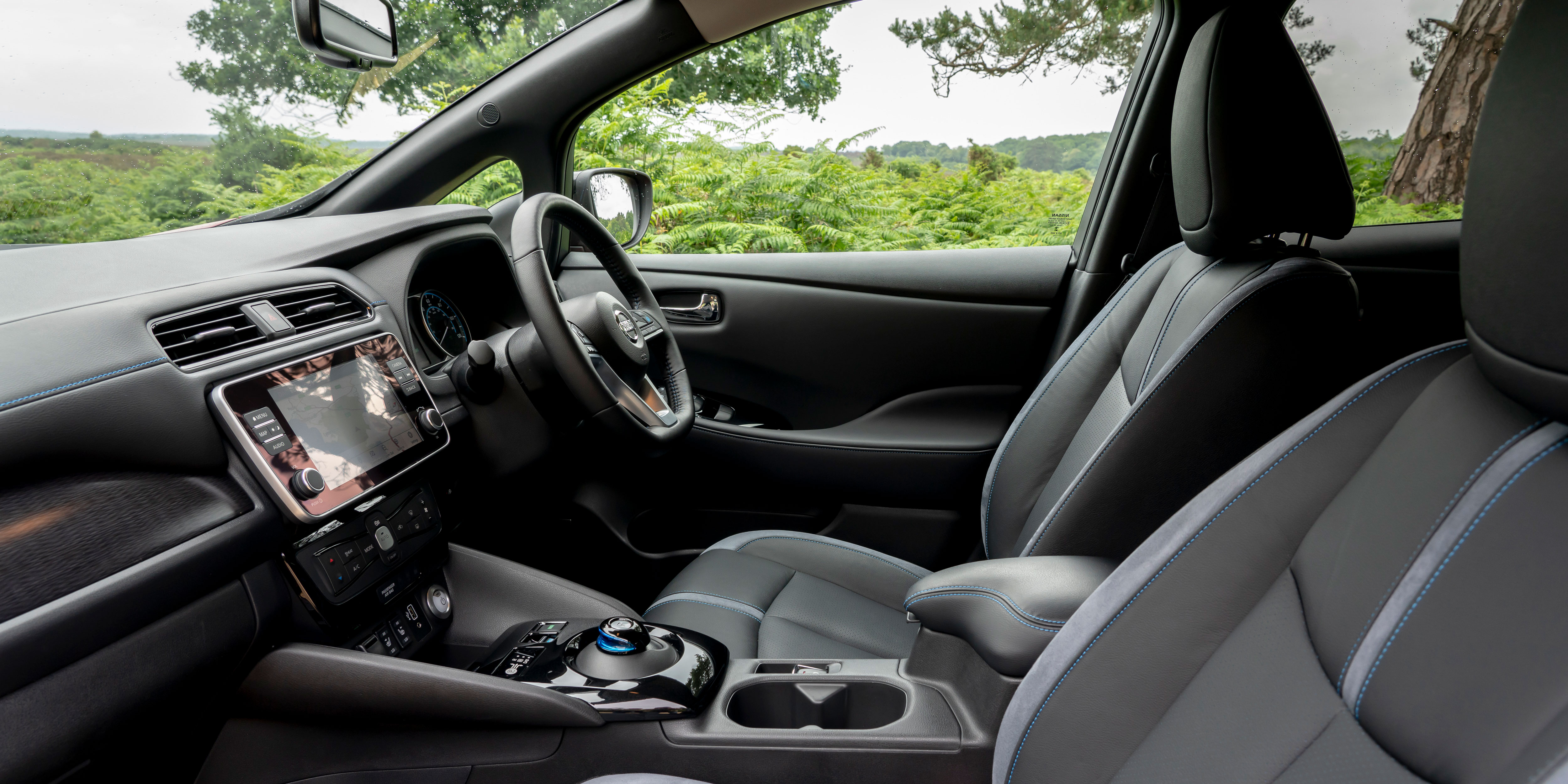 Nissan Leaf Interior Infotainment Carwow