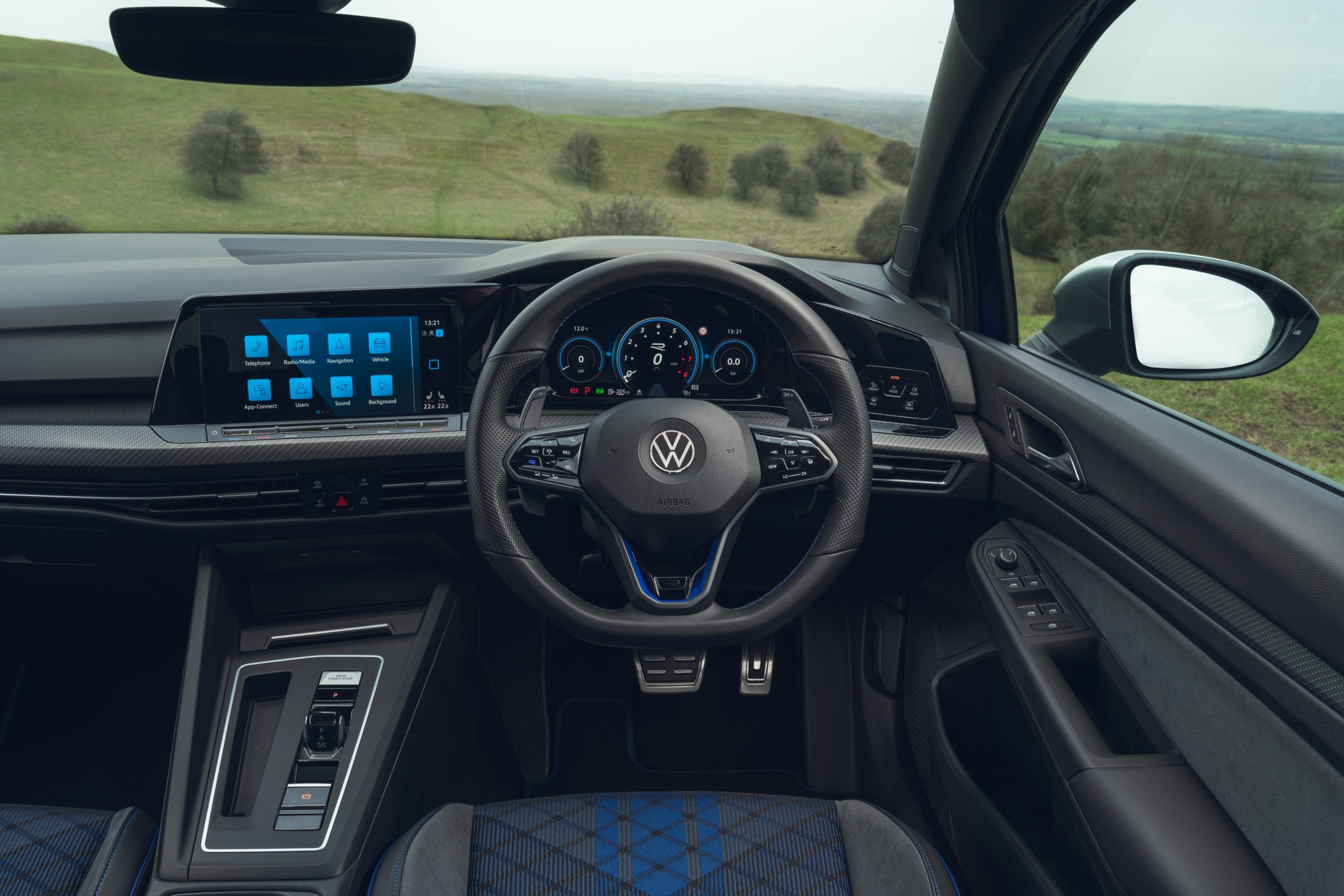 Volkswagen Golf R Interior Infotainment Carwow