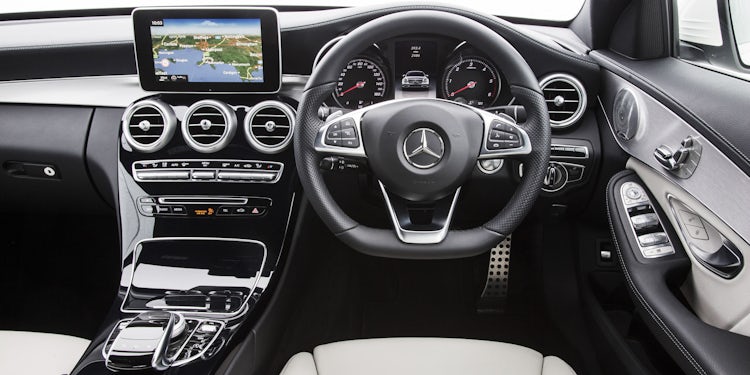 Mercedes C-Class (2014-2017) Interior & Infotainment | carwow