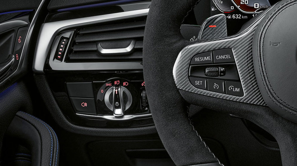 What are fog lights and when should you use them? Carwow