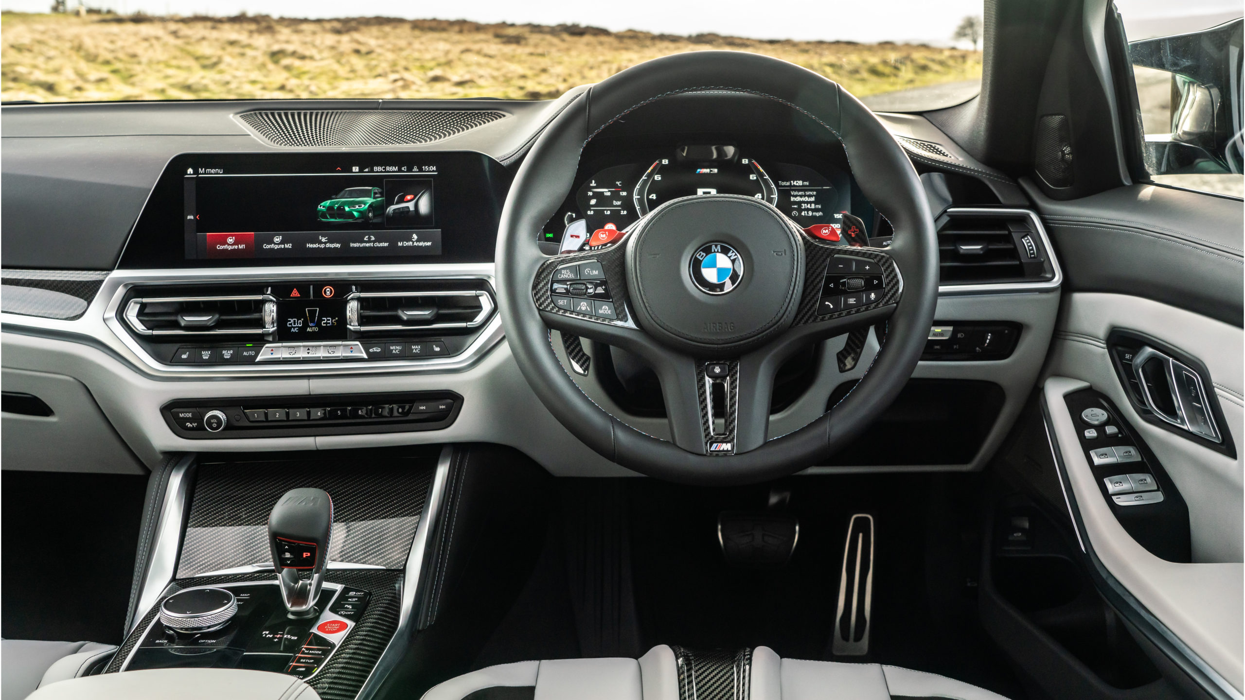 BMW M3 Interior & Infotainment | carwow
