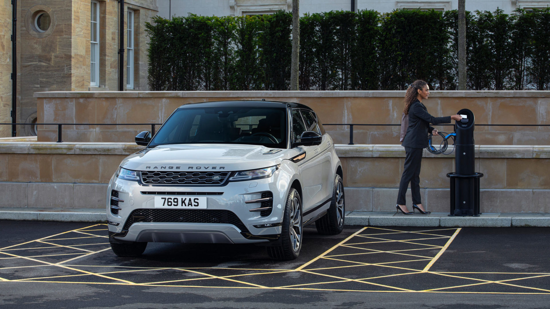 2017 Land Rover Range Rover Evoque Review, Pricing, & Pictures