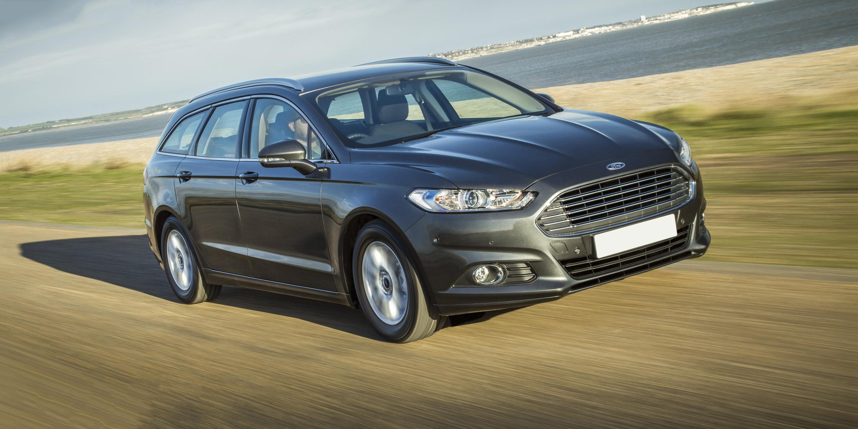 Ford Mondeo Estate Review 21 Carwow