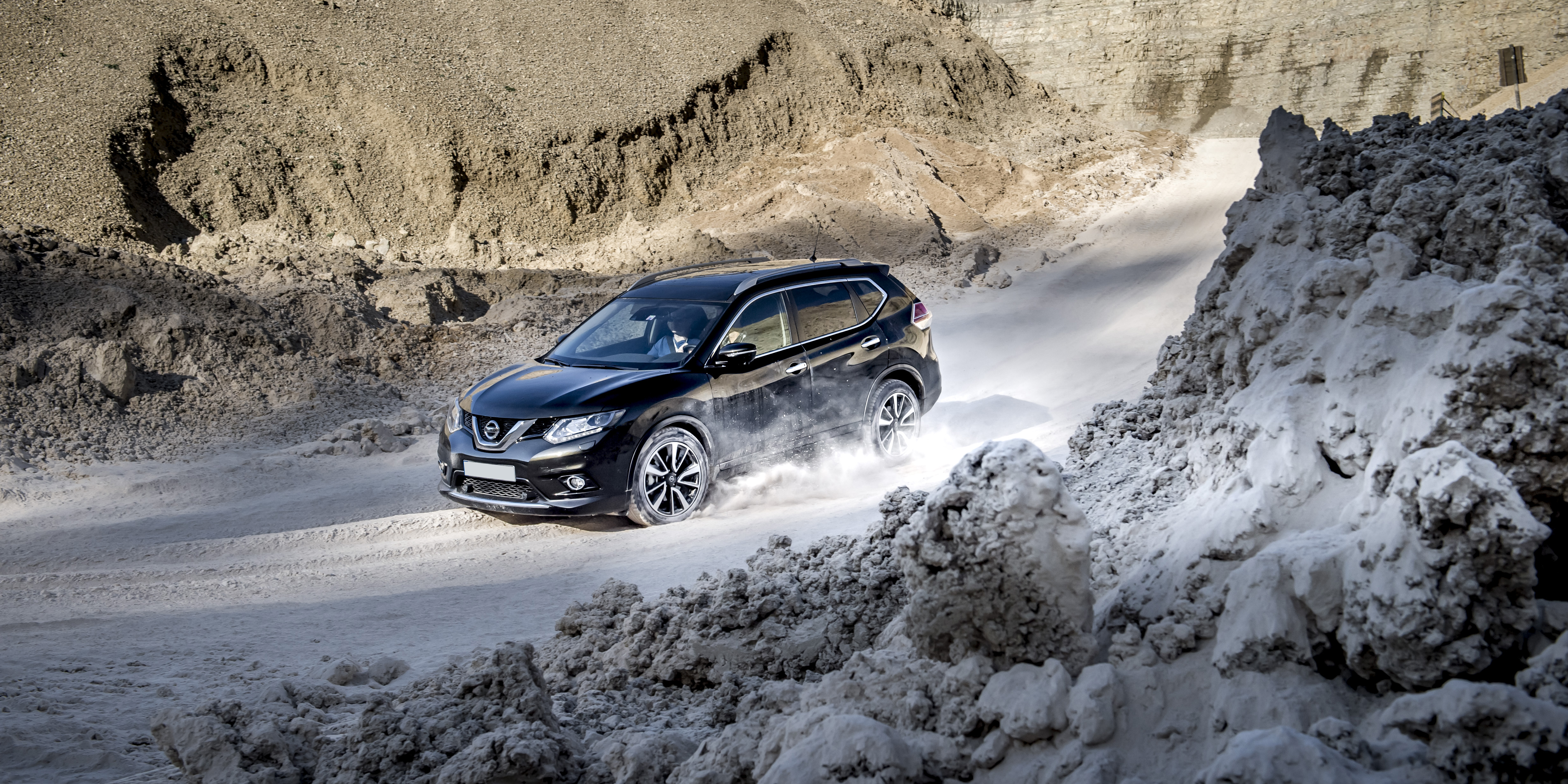 Nissan XTrail Review carwow