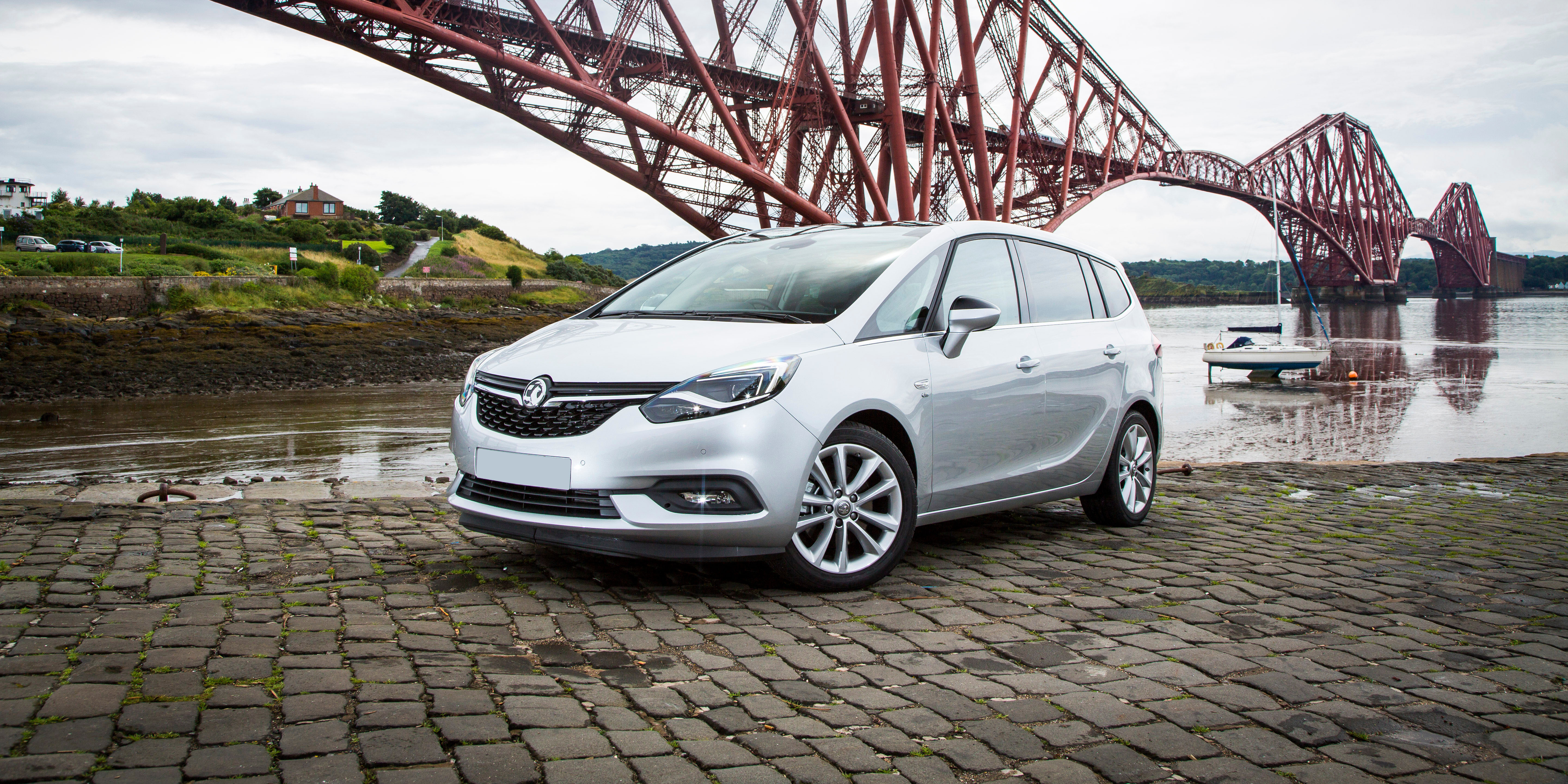 Find Opel Zafira Tourer c for sale - AutoScout24