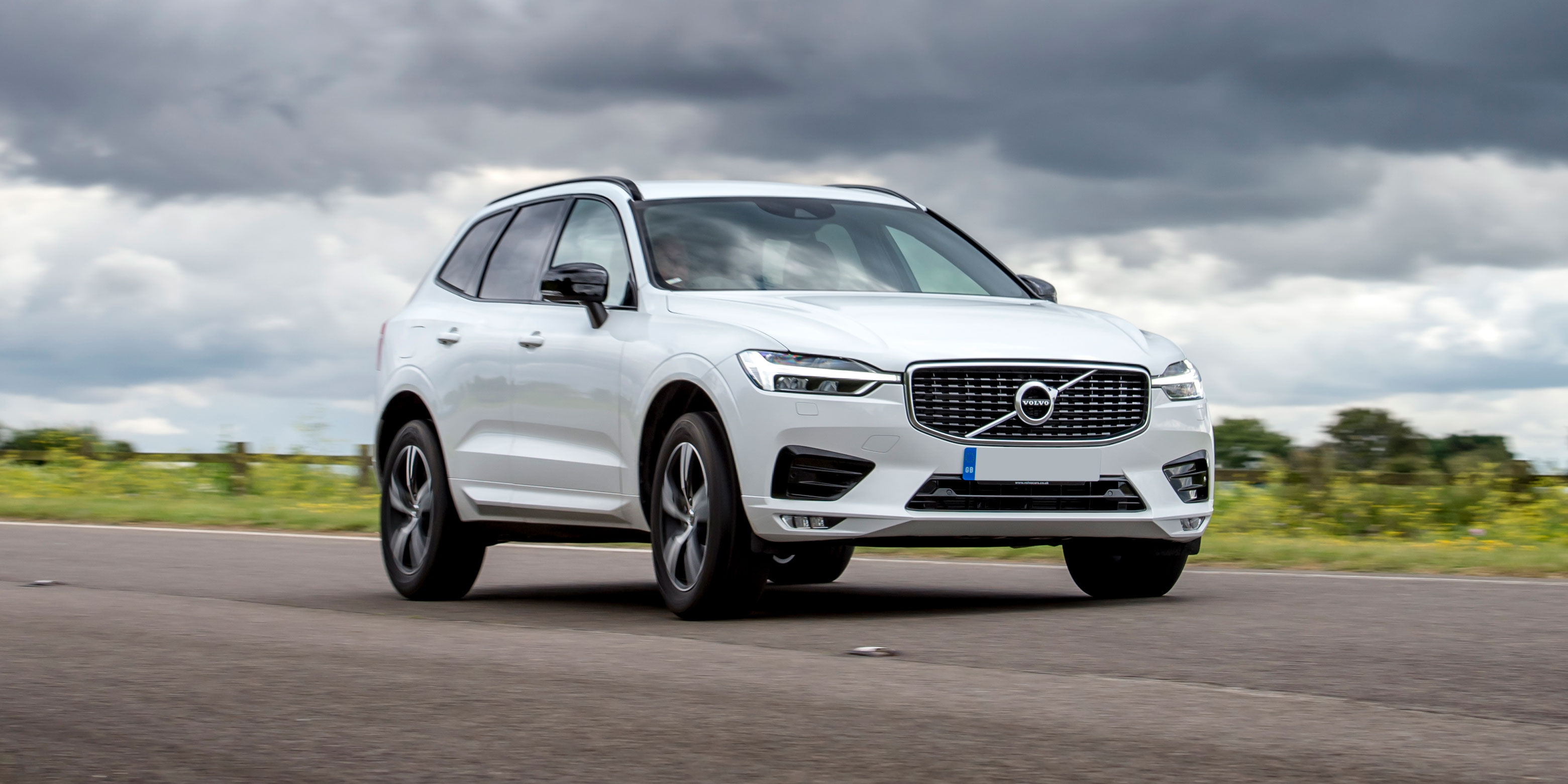 Volvo XC60 Review 2021 | carwow