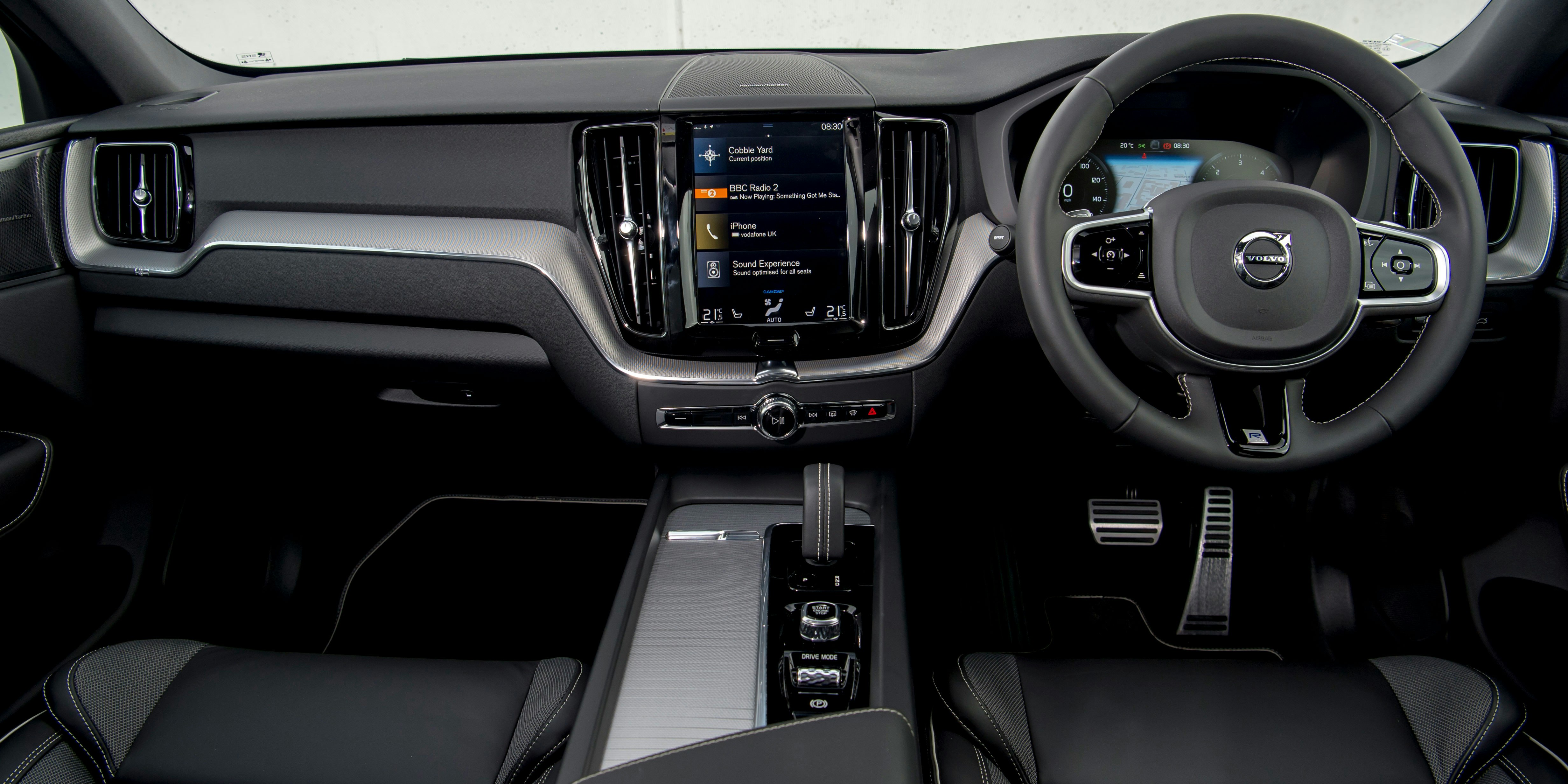 Volvo XC60 Interior & Infotainment  carwow