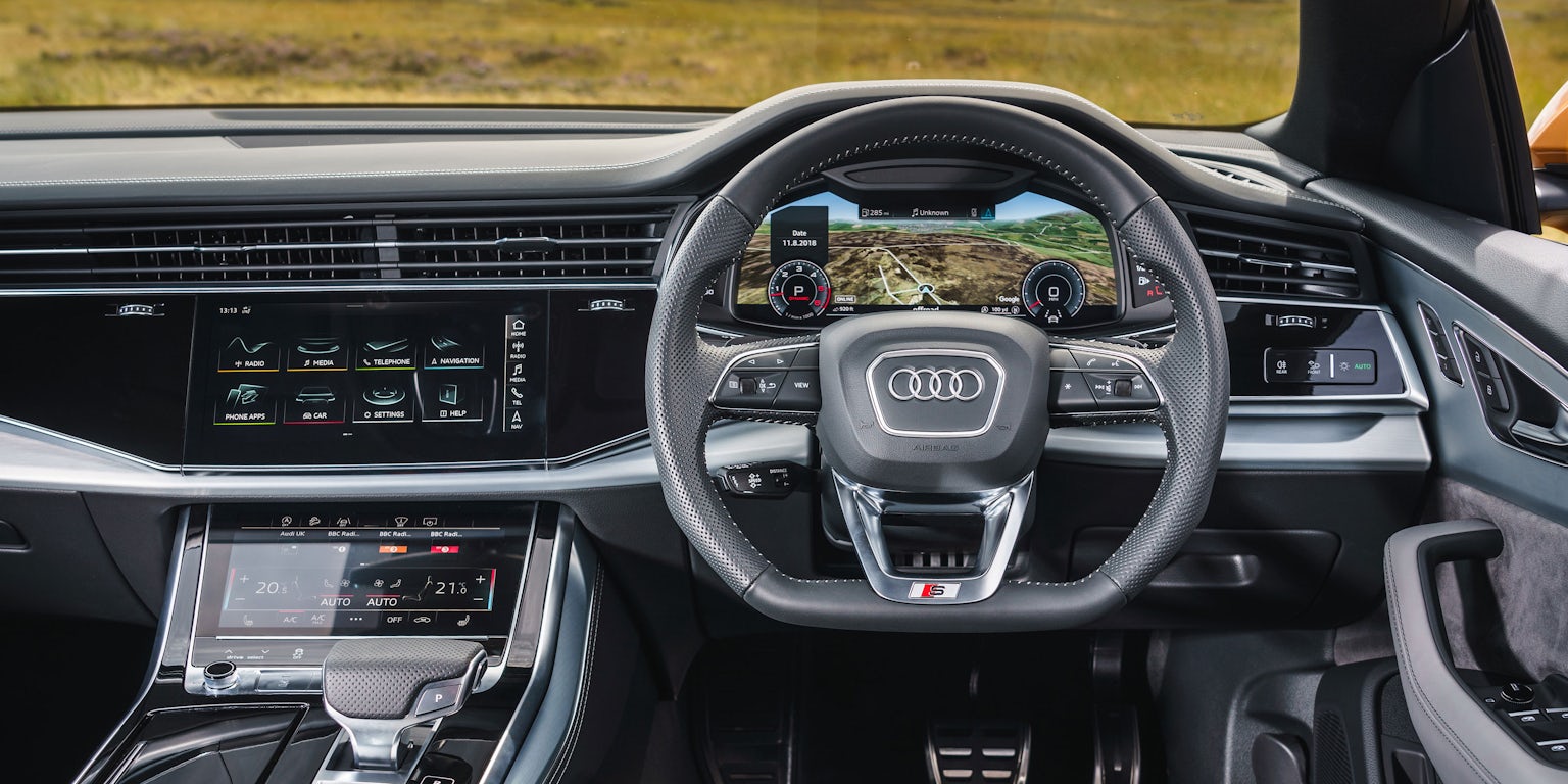 Audi Q8 Interior & Infotainment carwow