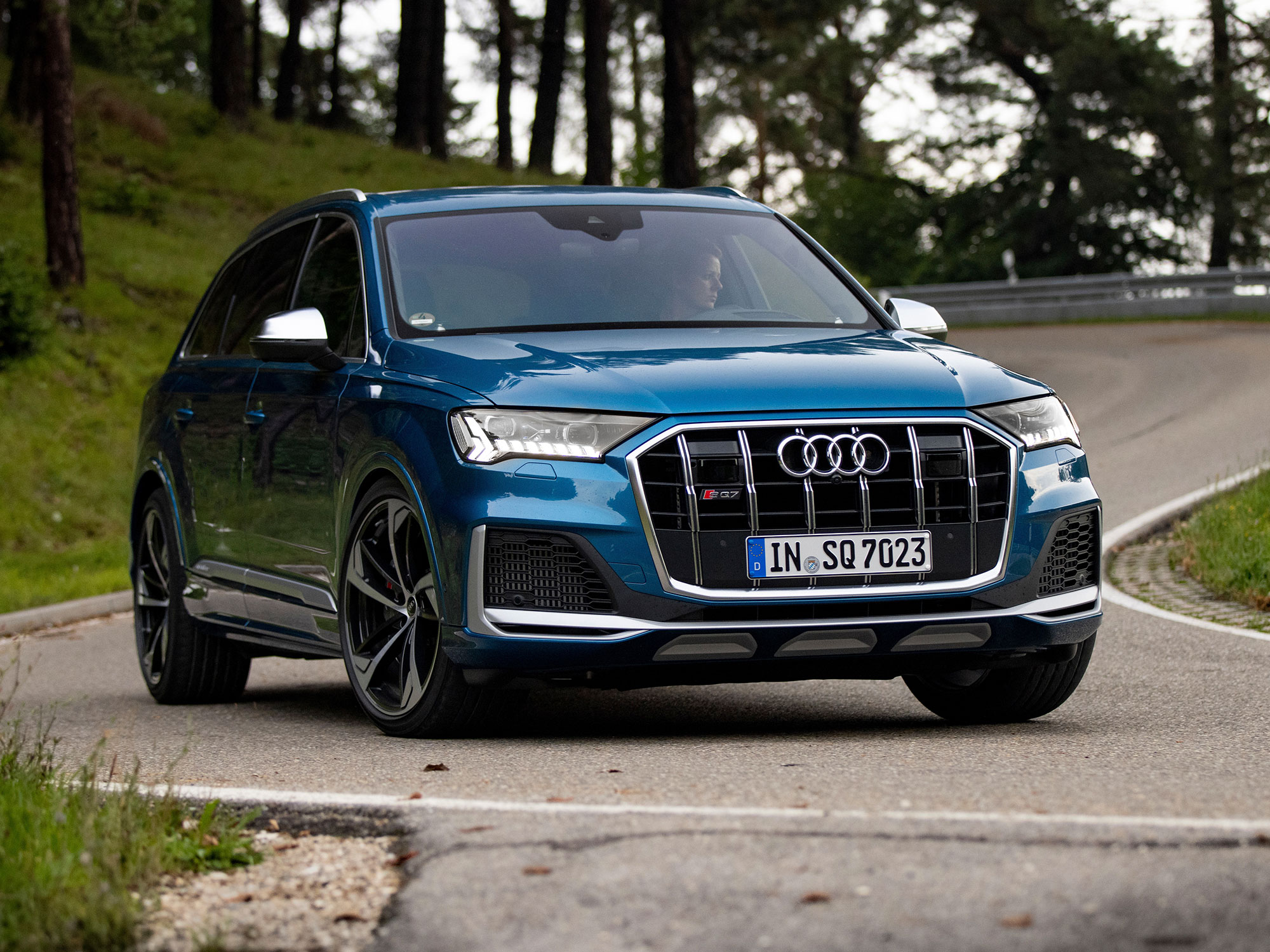 New Audi SQ7 and SQ8 V8 petrol engines revealed price, specs and