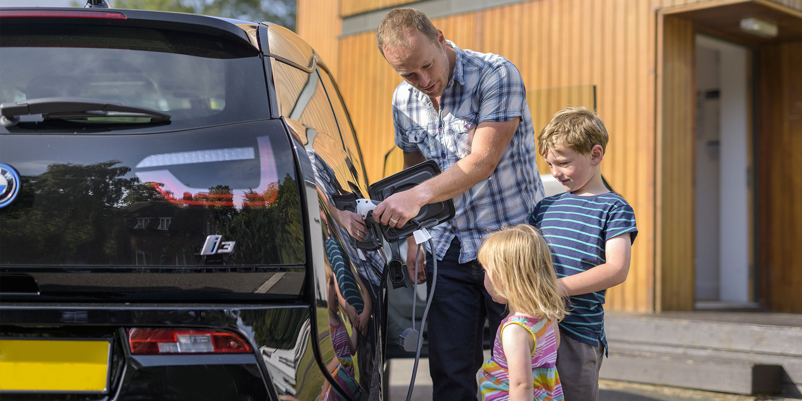 How Long Does A Tesla Take To Charge >> How long does it take to charge an electric car? | carwow How Long Does A Tesla Take To Charge >> How long does it take to charge an electric car? | carwow