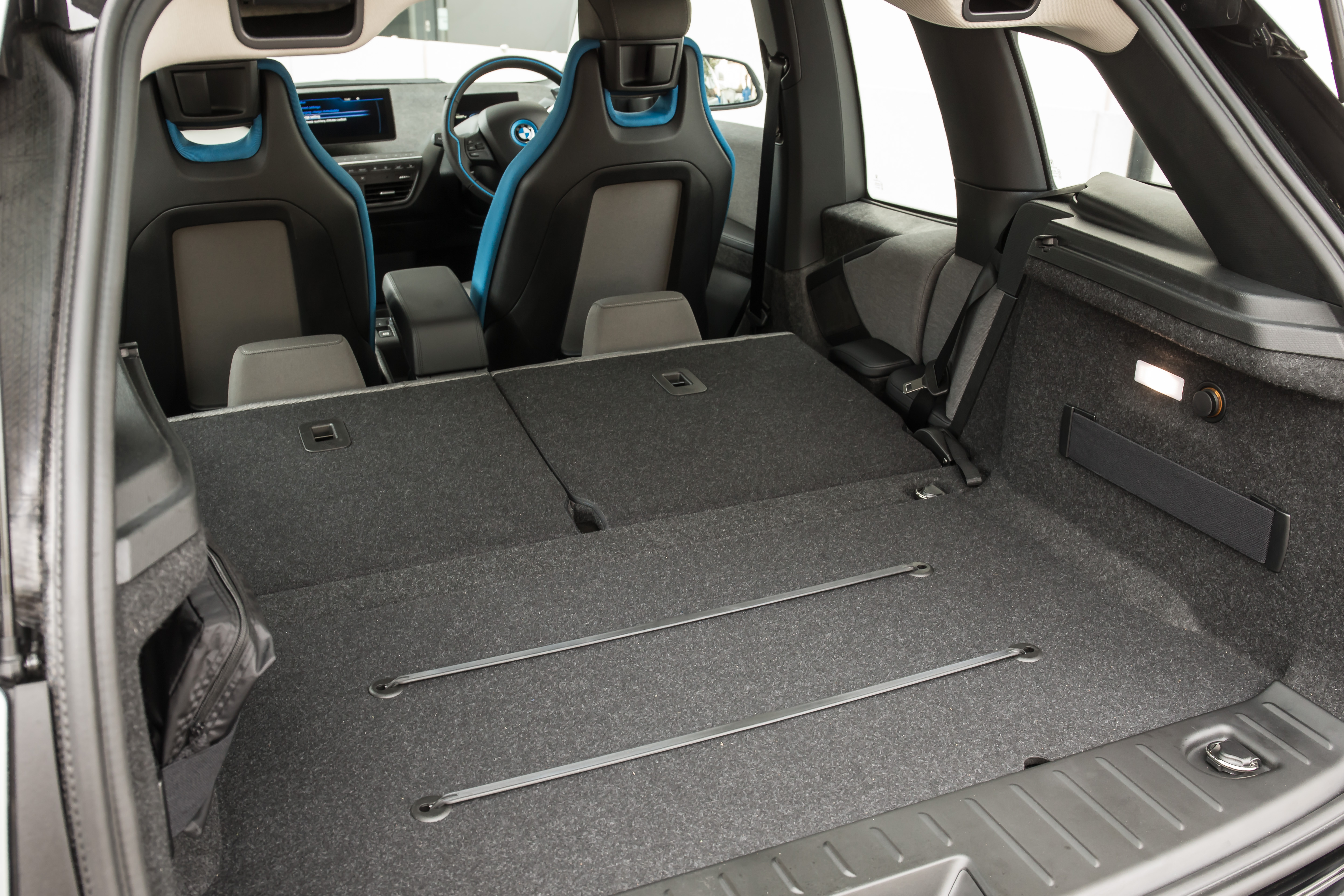 Bmw i3 folding rear seats discount