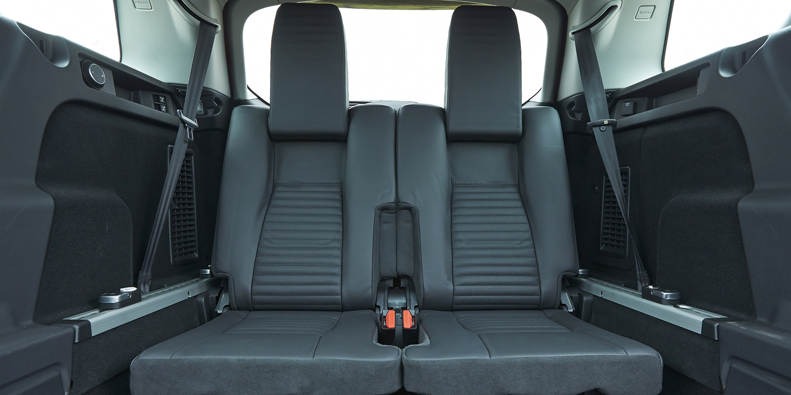 Land Rover Discovery Sport Review carwow