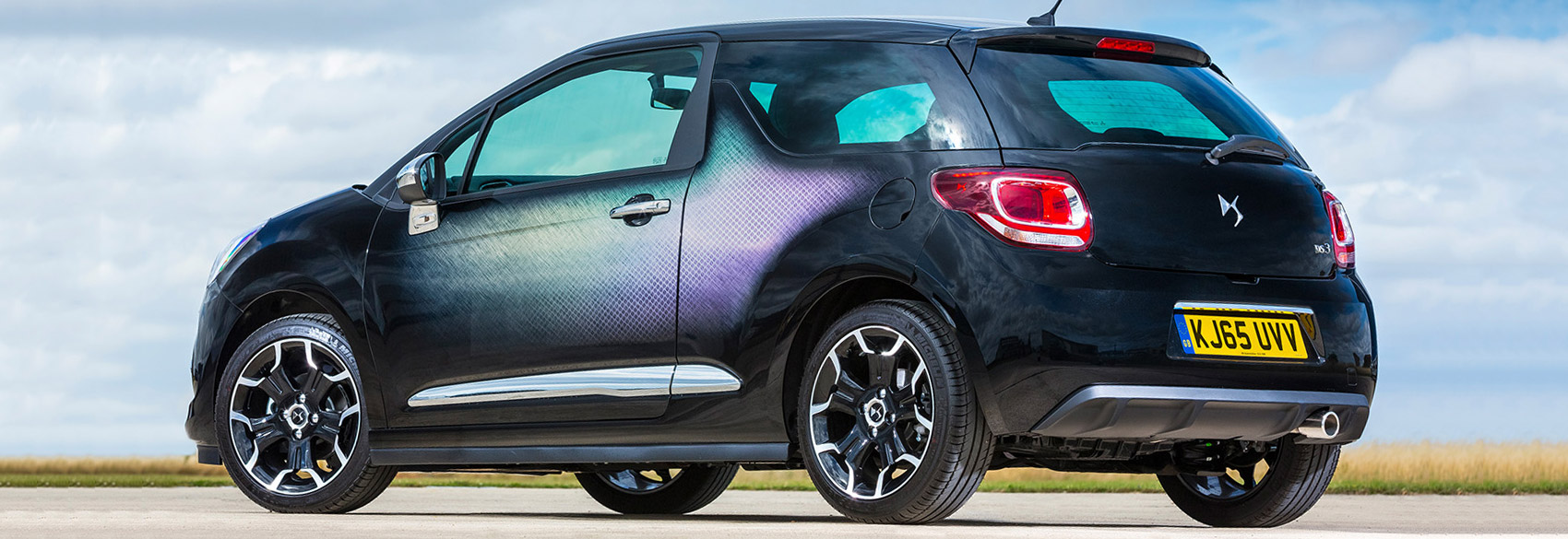DS3 Dark Light limited edition revealed | carwow