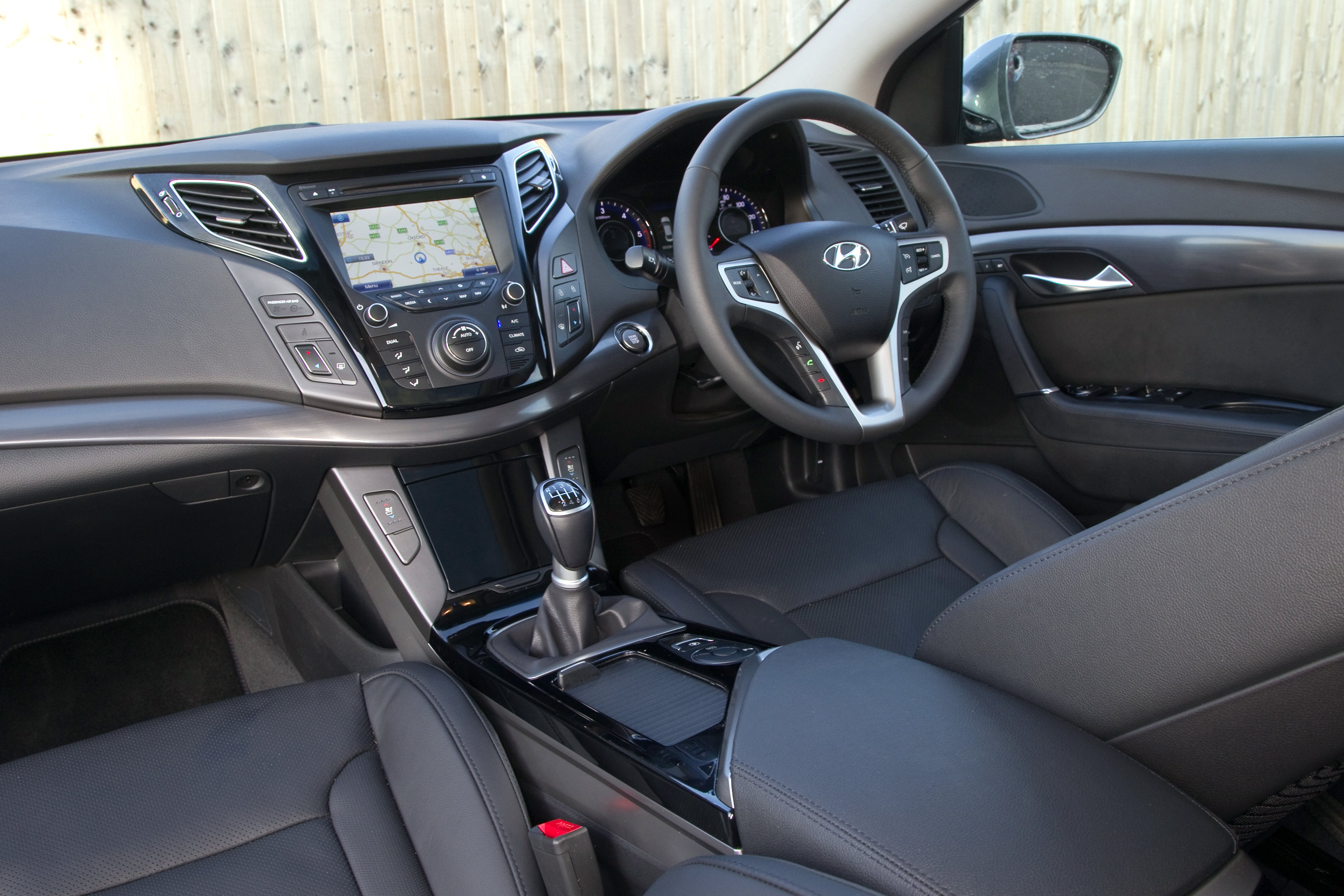 Hyundai i40 интерьер