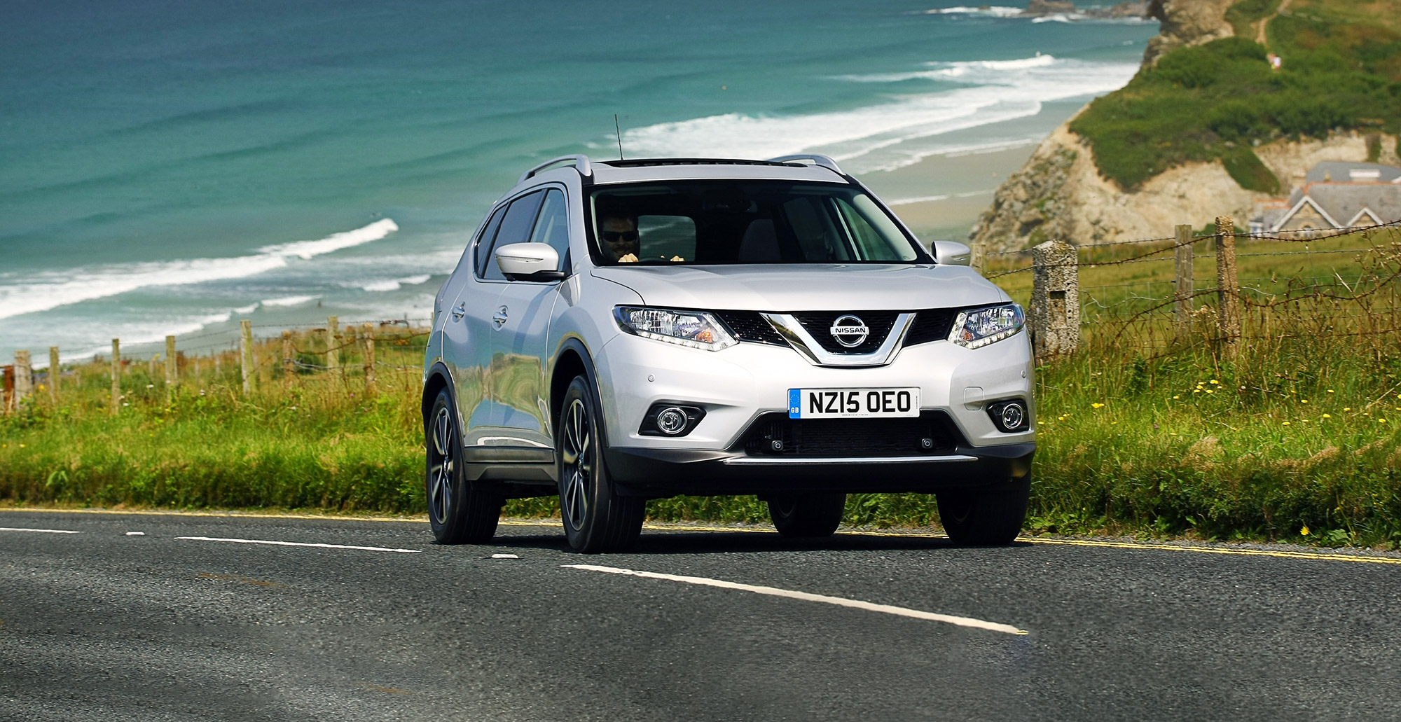 Nissan XTrail with 1.6 petrol will cost £21,995 carwow