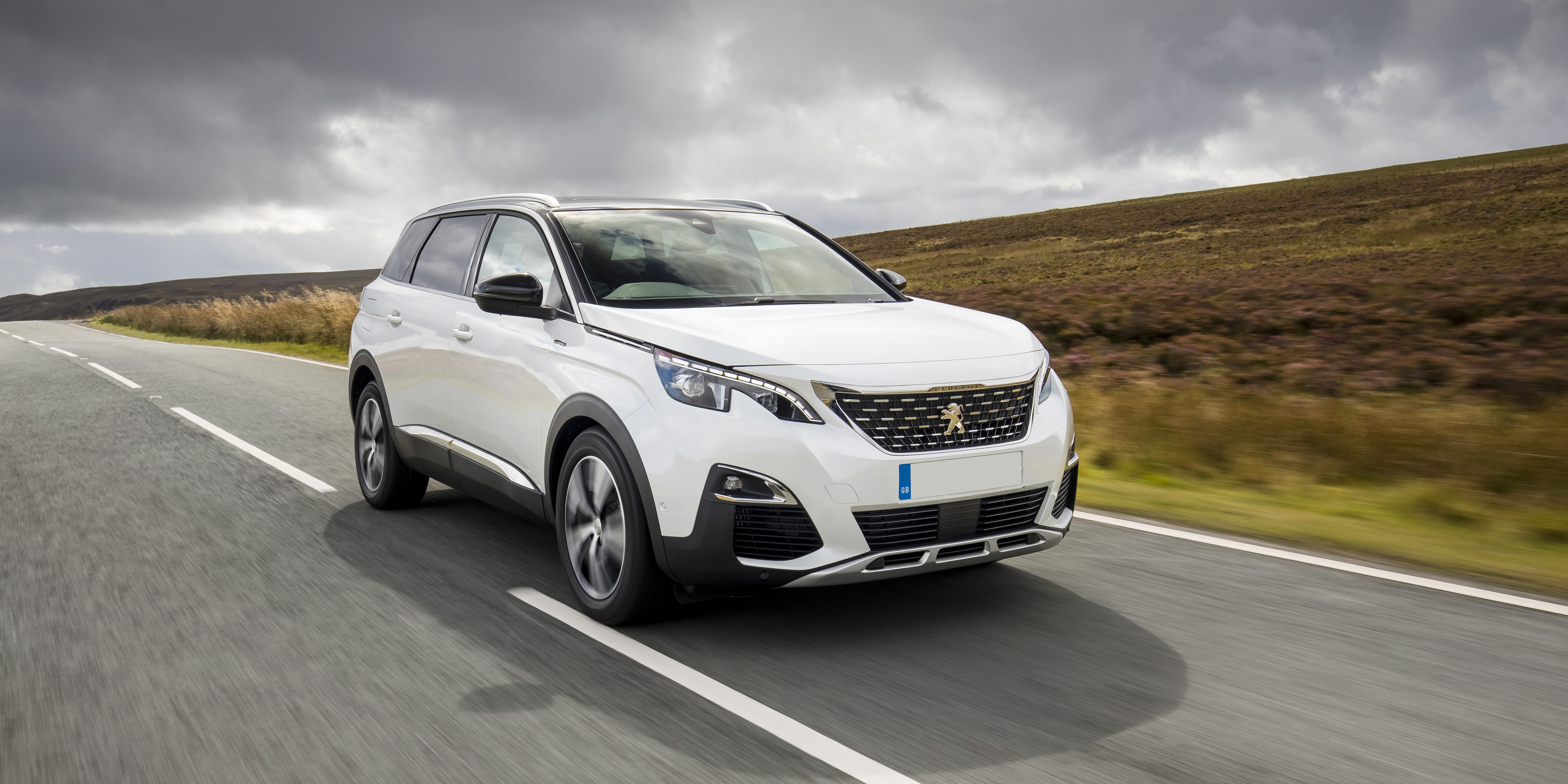 New Peugeot 5008 (2016-2020) Review, Drive, Specs & Pricing