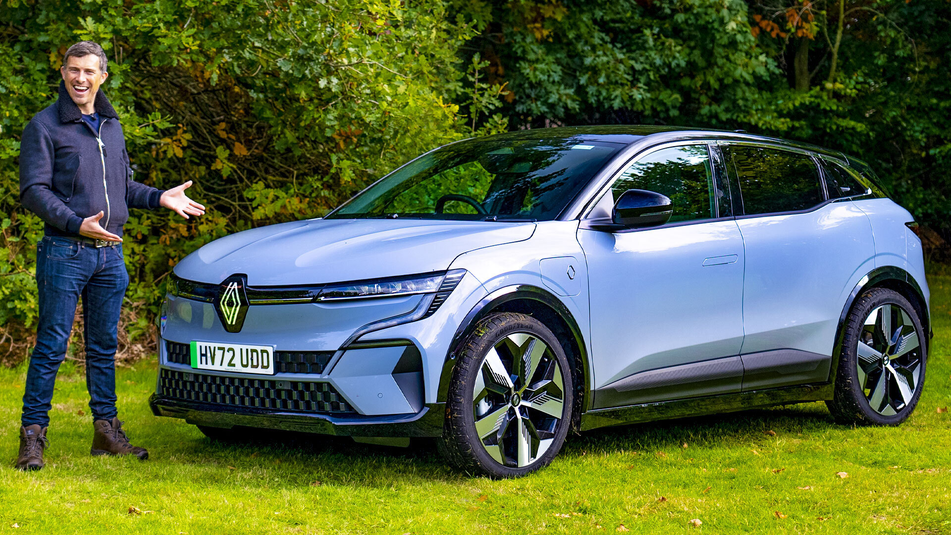 Renault Megane E-Tech Electric Review 2023 | Drive, Specs & Pricing ...