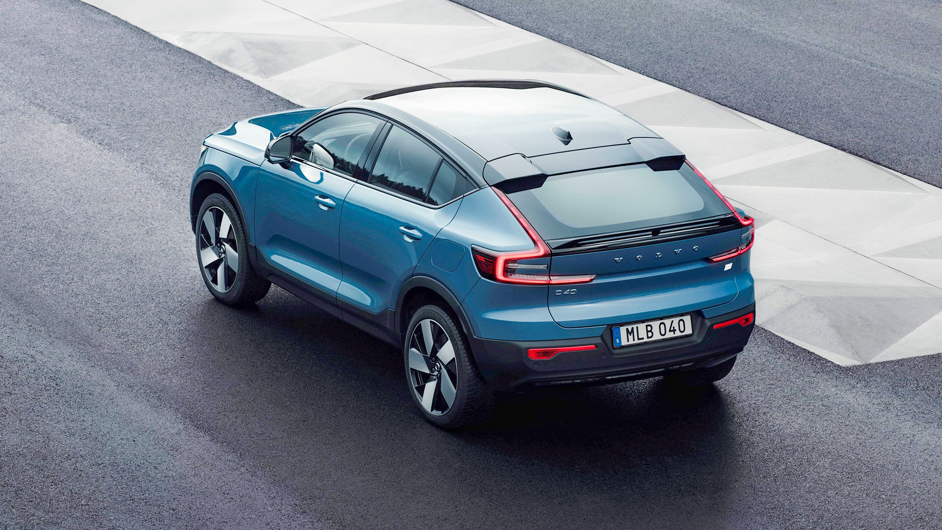 New Volvo C40 Recharge Electric Car Revealed: Price, Specs And Release ...