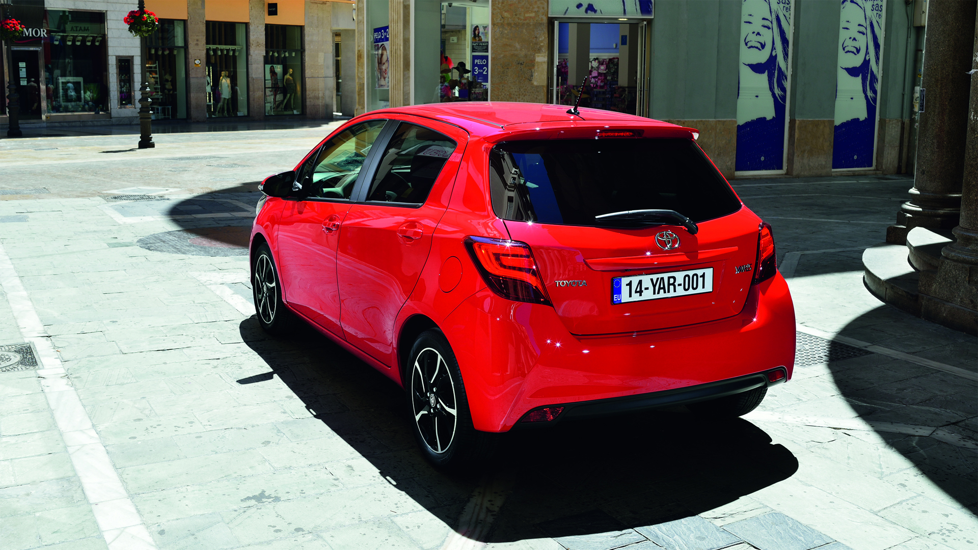 Toyota Yaris exterior and interior sizes guide carwow